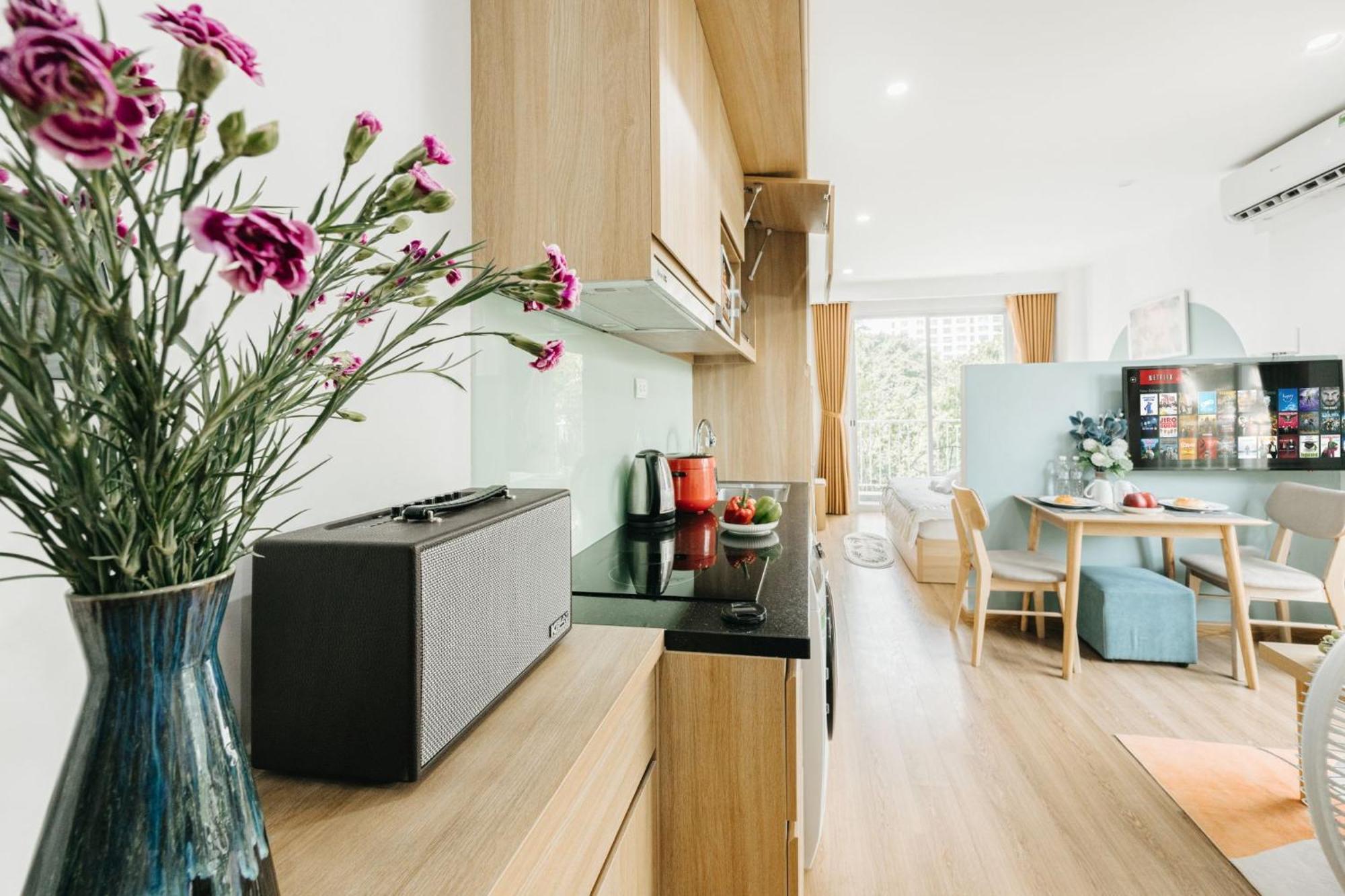 The Euphoria Sophisticated Style - Stay 24H Hanoi Bagian luar foto