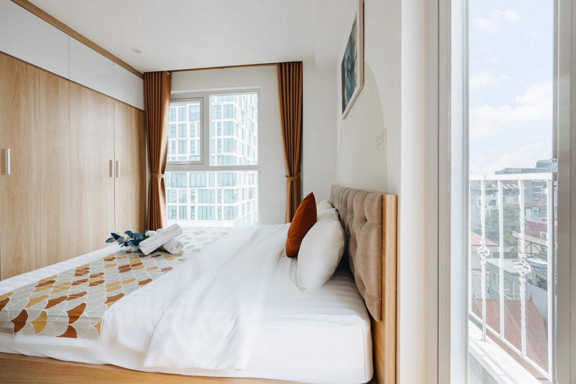 The Euphoria Sophisticated Style - Stay 24H Hanoi Bagian luar foto