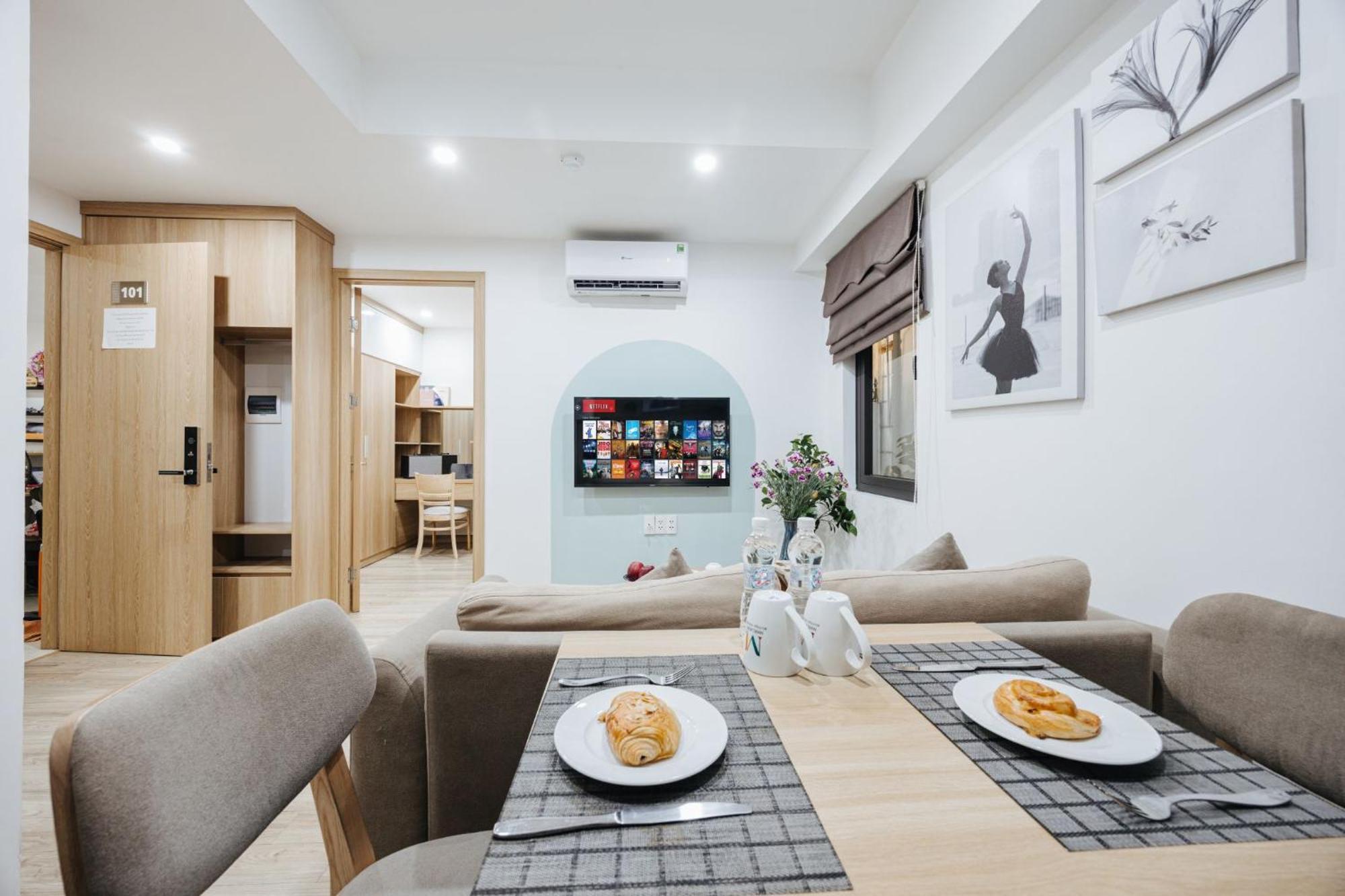 The Euphoria Sophisticated Style - Stay 24H Hanoi Bagian luar foto